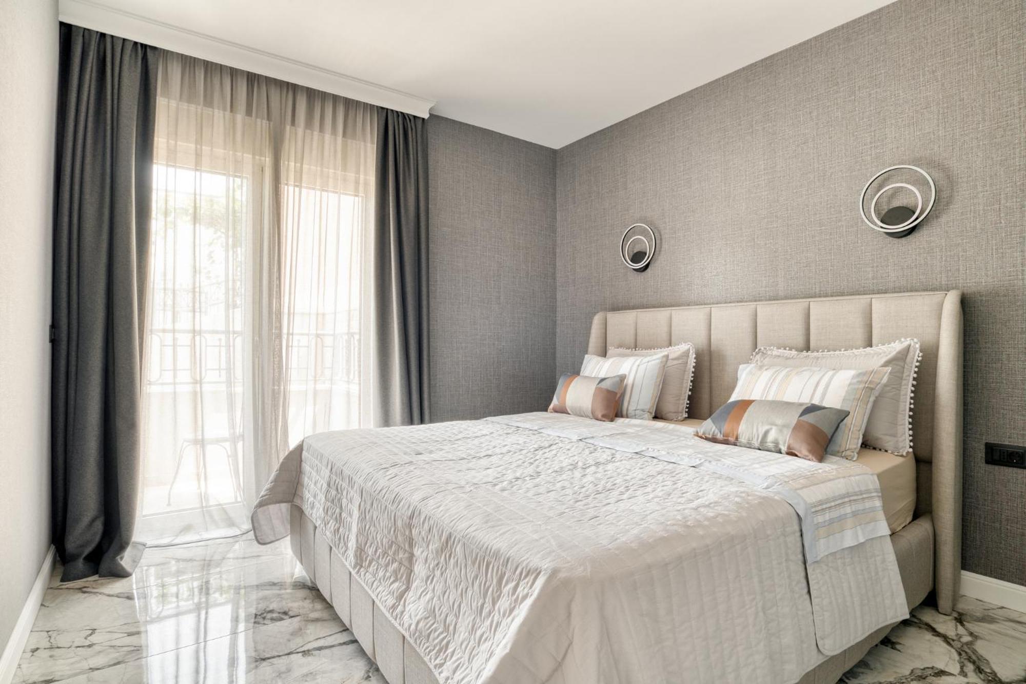 Ap Royal Oak - 2 Bedroom Apartment In บุดวา ภายนอก รูปภาพ