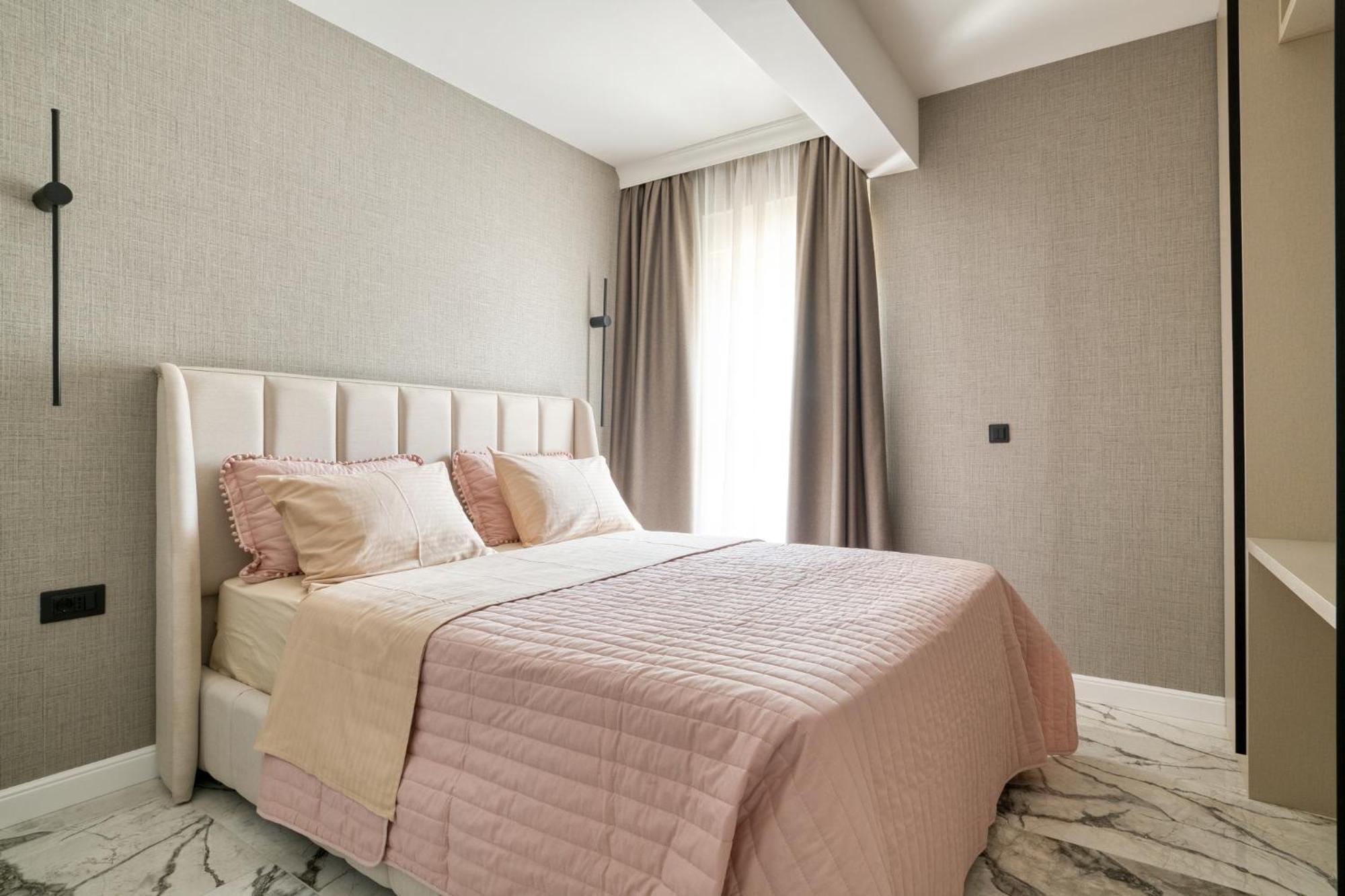 Ap Royal Oak - 2 Bedroom Apartment In บุดวา ภายนอก รูปภาพ